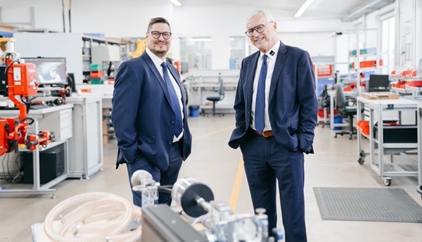 Long-standing managing partner Carlheinz Weitmann retires from day-to-day business